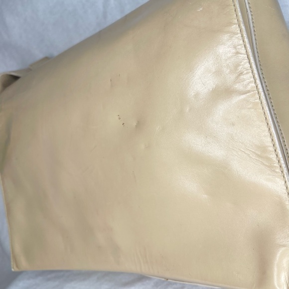 VINTAGE PRADA - Cream/Tan Crossbody Leather Shoulder Bag - Made in Italy - Picture 10 of 13